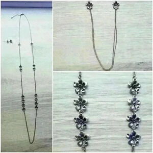 Floral Details Womens Costume Jewelry Necklace w/ Earrings Matching Set